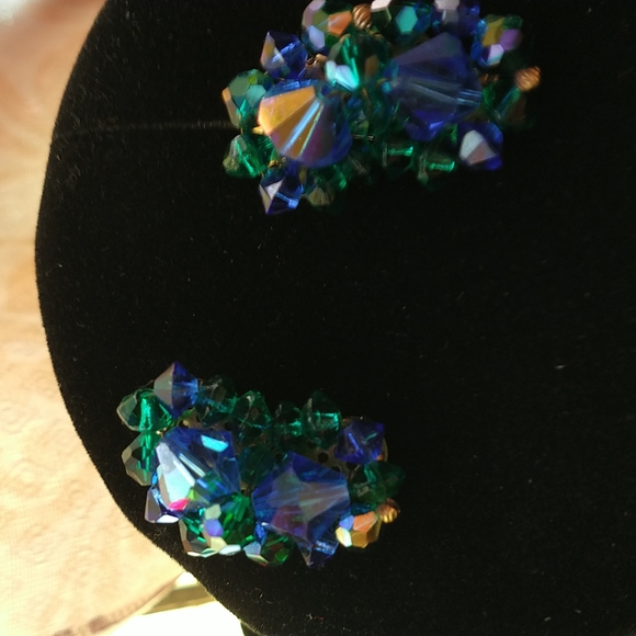 Crystal Aurora Borealis Set - Picture 3 of 8